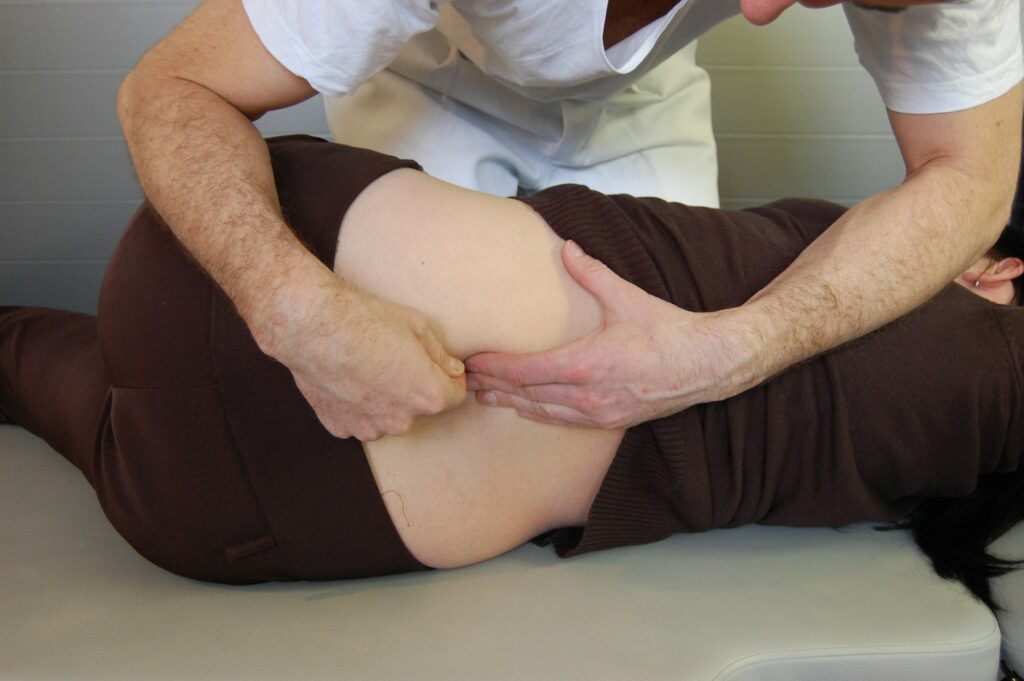 osteopathic back treatment of a woman
